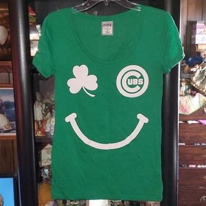 Pink vs Cubs short sleeve tee